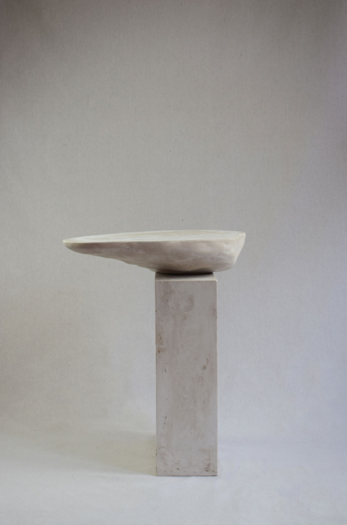 Studio Isac Elam Kaid - Sculptural table - K2104